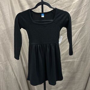 Old Navy black sweater dress size 6/7